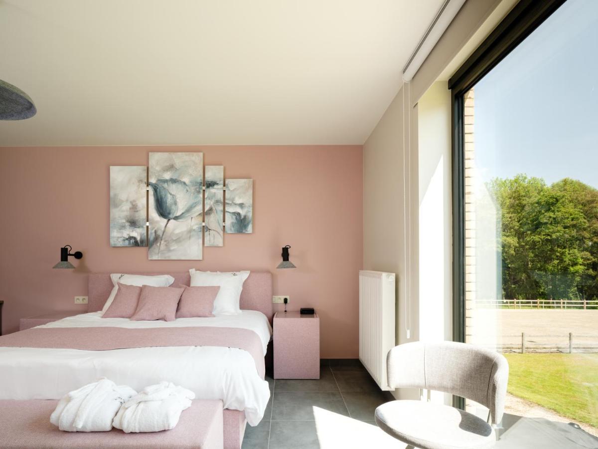 B & B St-Hubert Sint-Martens-Lennik Exteriér fotografie