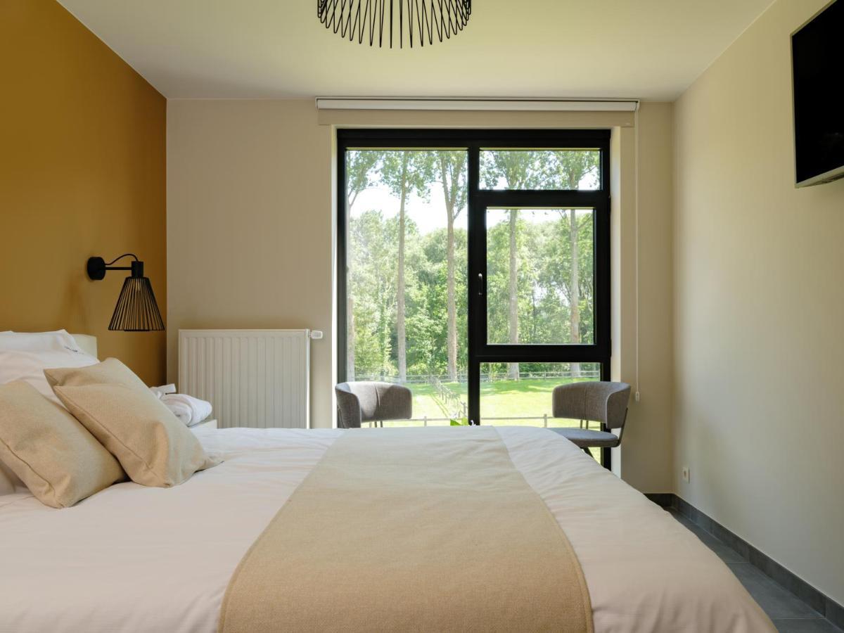 B & B St-Hubert Sint-Martens-Lennik Exteriér fotografie